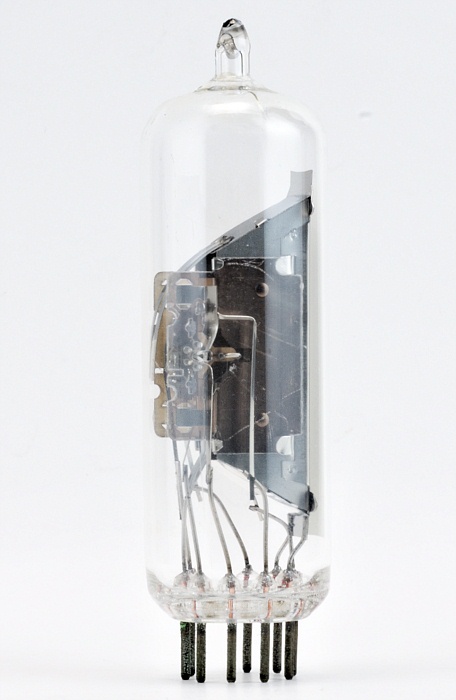 RCA EM84/6FG6 Tuning Indicator with triode amplifier