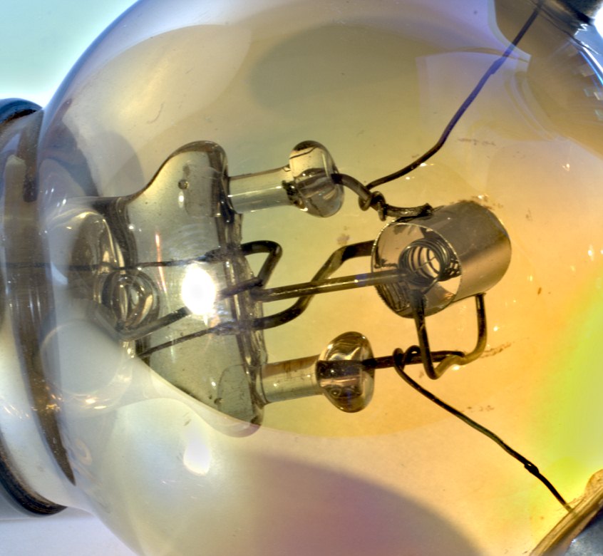 METAL TMC Horned type Triode