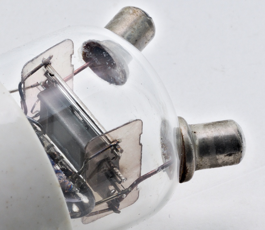 Hytron HY615 Power VHF Triode