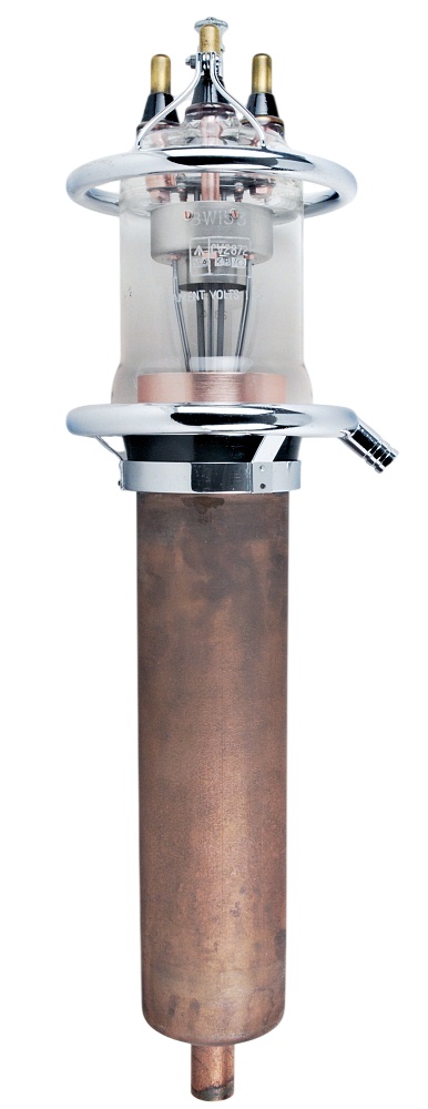 EEV BW153 Water Cooled Transmitting Triode = CV2872