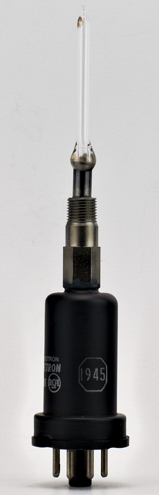 RCA 1945 Hydrogen-Sensitive Ionization Vacuum Gauge