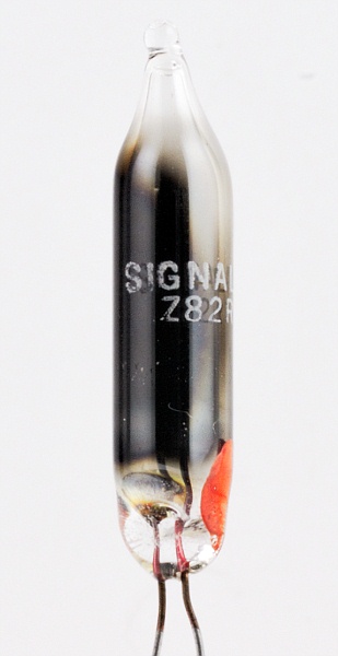 SIGNALITE Z82R7 Voltage Regulator